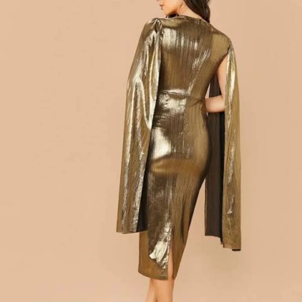 dress. - Picture 10 of 10